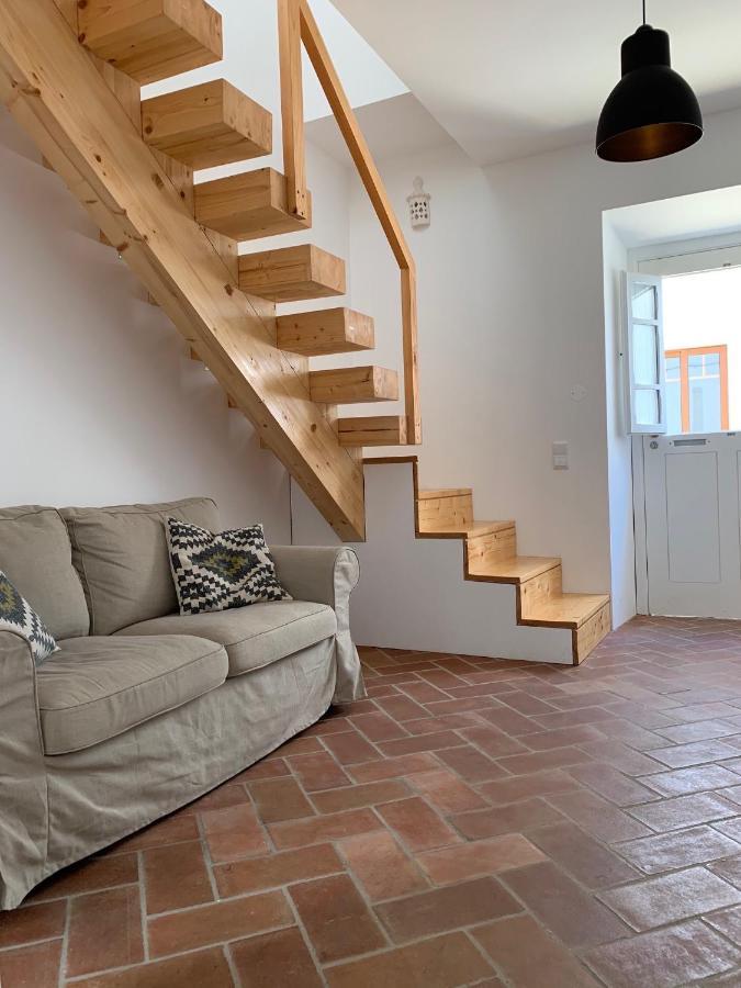 Stylish Townhouse With Gallery In The Heart Of Tavira For Two Eksteriør billede